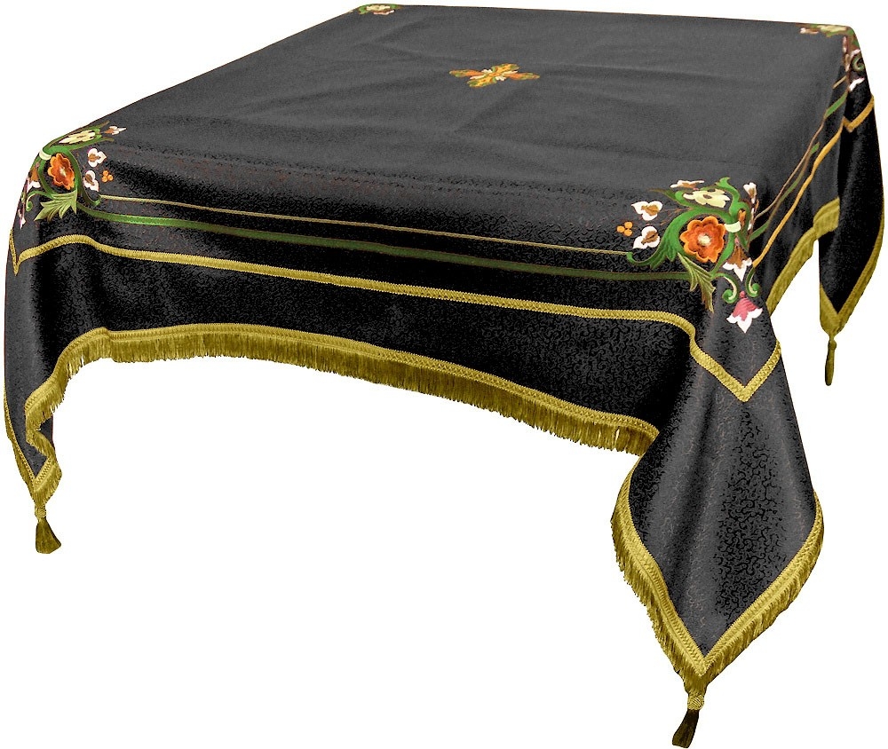 Black And Gold Table Covers 68