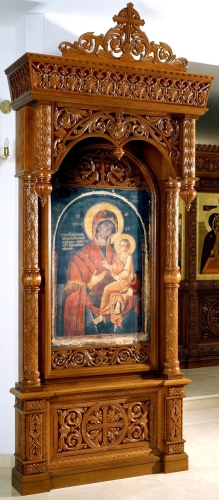 Church kiots: St. Nicholas carved icon case (kiot)
