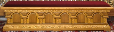 Church furniture: Church pew