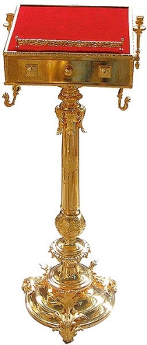 Church lecterns: Lectern no.2