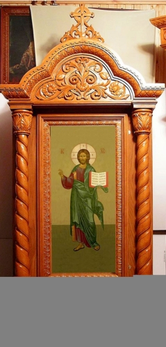 Church kiots: Diveevo carved icon case (kiot)