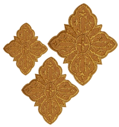 Hand-embroidered crosses - D120