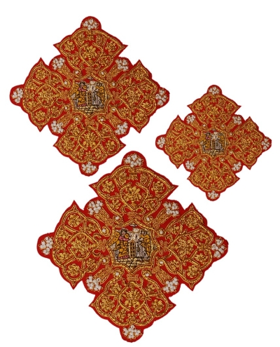 Hand-embroidered crosses - D132