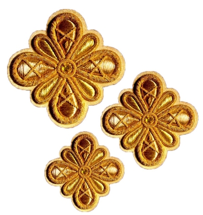 Hand-embroidered crosses - D190