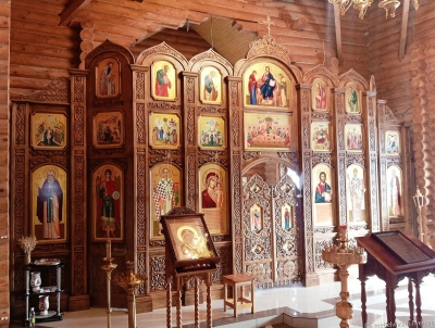 Carved church iconostasis - V6